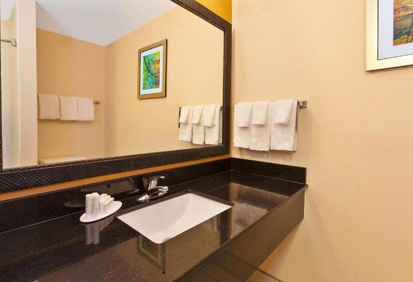 Президентский Люкс, Fairfield Inn & Suites By Marriott Columbus East