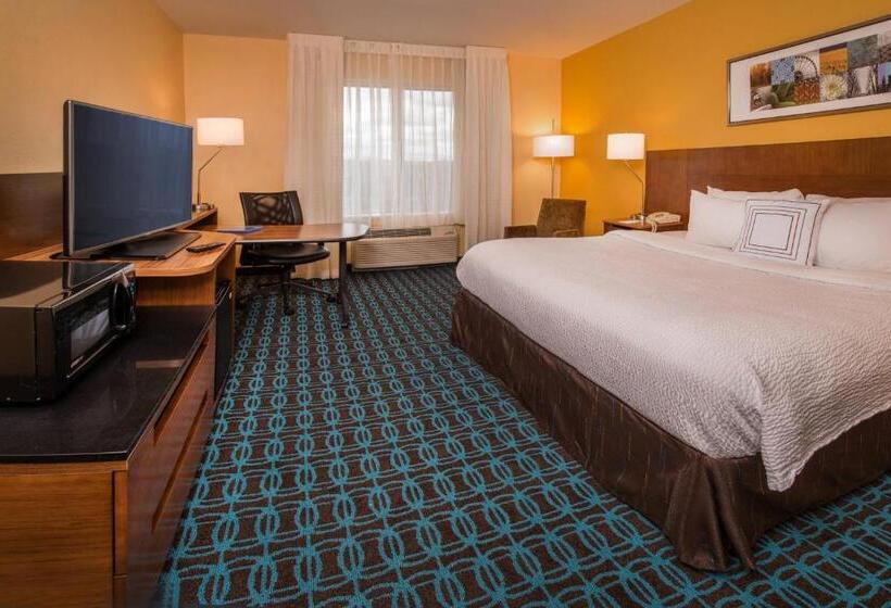 اتاق استاندارد با تخت بزرگ برای معلولان, Fairfield Inn Dulles Airport Chantilly
