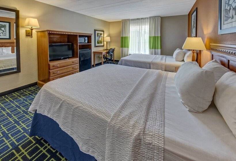 エクゼクティブスイート, Stones River Inn & Suites