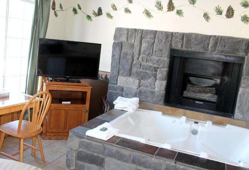 Studio Standard, Fireside Lodge