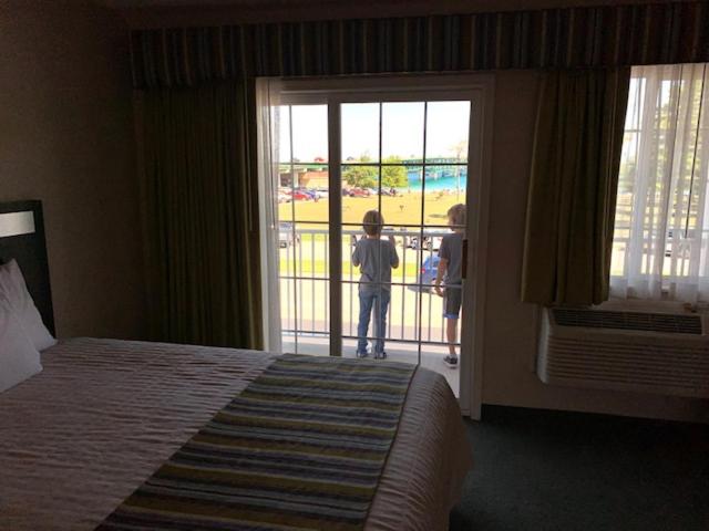 Номер Стандартный Кровать Куин, Parkside Inn Bridgeview