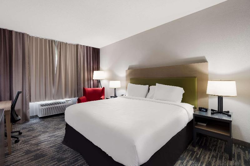 חדר סטנדרט עם מיטת קינג, Country Inn & Suites By Radisson, Augusta At I20, Ga