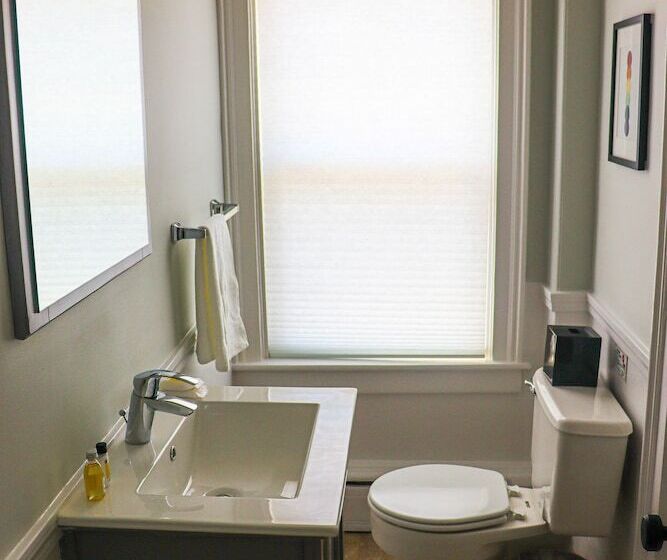 اتاق استاندارد, Mercury Hotel Provincetown