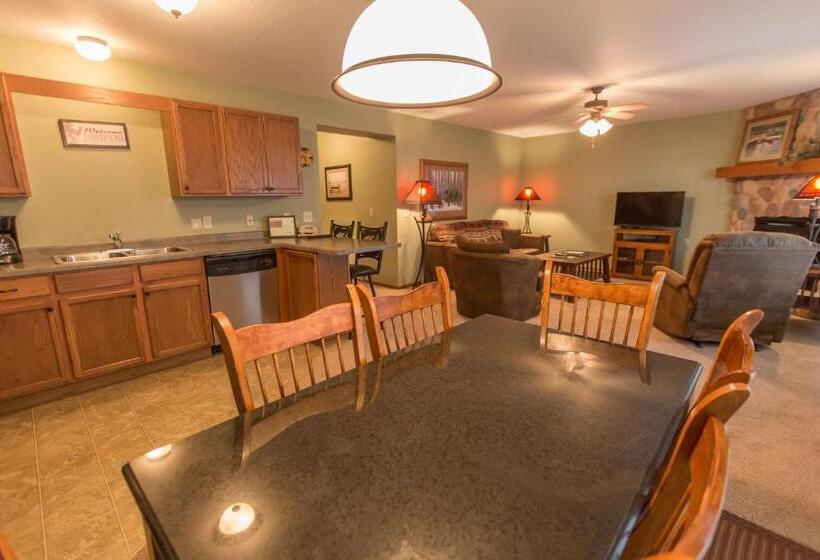 Апартаменты 3 Спальни, Wild Eagle Lodge