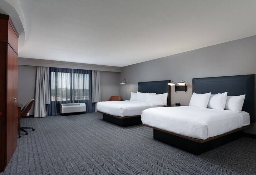 Номер Стандарт 2 Двуспальные Кровати, Courtyard By Marriott Wichita At Old Town