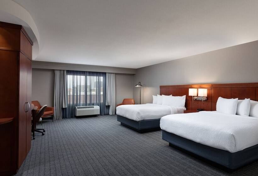 اتاق استاندارد با 2 تخت دوبل, Courtyard By Marriott Wichita At Old Town