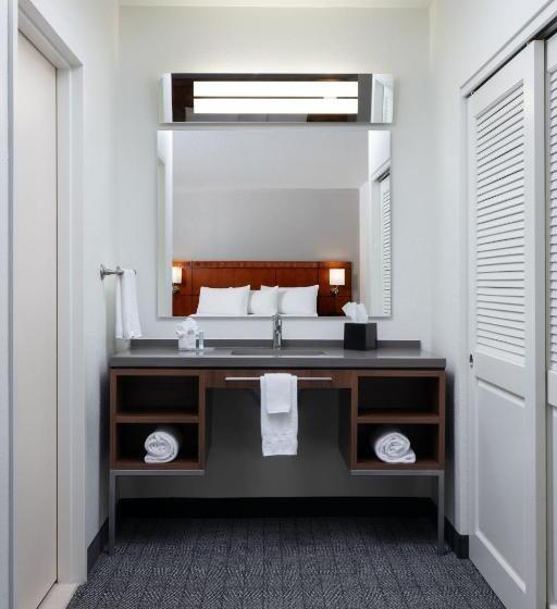 Стандартный Номер Кровать Кинг, Courtyard By Marriott Wichita At Old Town
