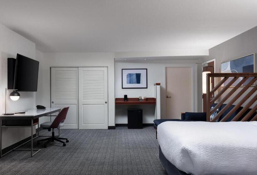 Номер Стандарт 2 Двуспальные Кровати, Courtyard By Marriott Wichita At Old Town