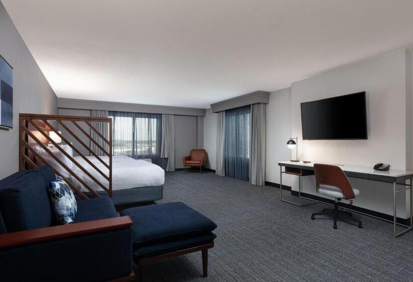 Номер Стандарт 2 Двуспальные Кровати, Courtyard By Marriott Wichita At Old Town