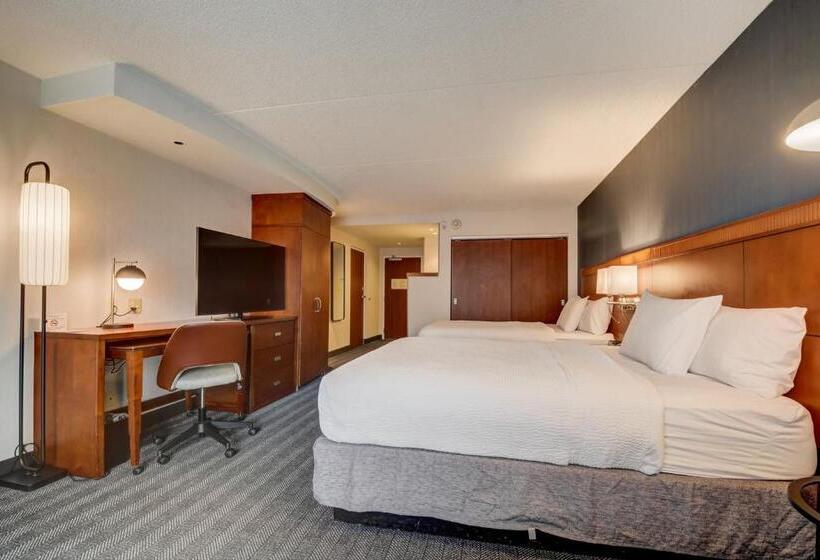 Номер Стандарт, Courtyard Cincinnati North At Union Centre