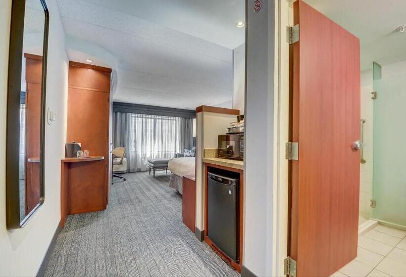 스탠다드 룸 킹사이즈 침대, Courtyard Cincinnati North At Union Centre