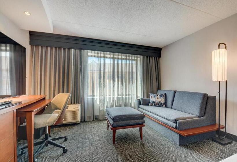 Стандартный Номер Кровать Кинг, Courtyard Cincinnati North At Union Centre