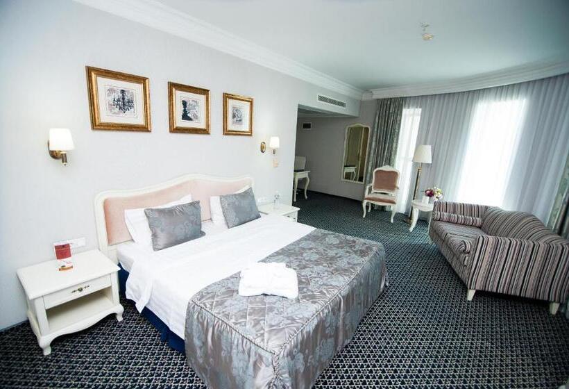 سوییت جونیور, Kazzhol Hotel Astana