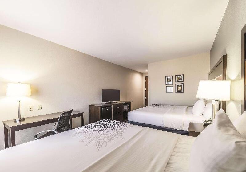 Номер Deluxe, La Quinta By Wyndham Tulsa   Catoosa