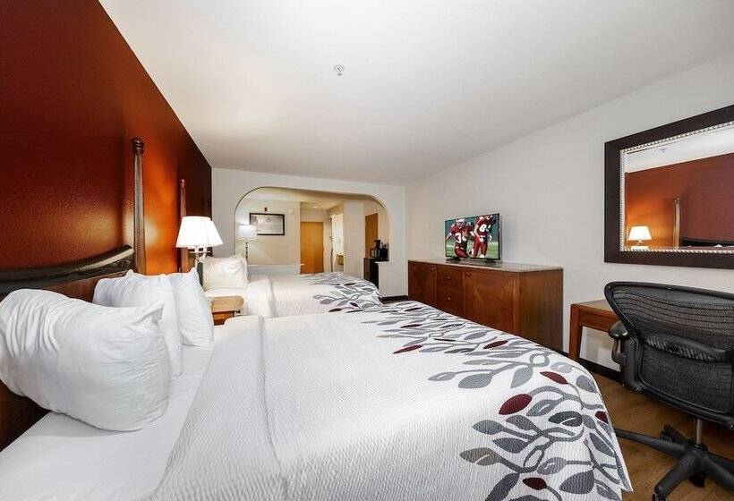 Номер Deluxe, Red Roof Inn & Suites Biloxi   Ocean Springs