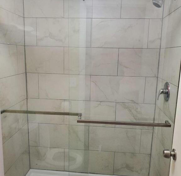 Стандартный Номер Кровать Кинг, Grove City Travel Inn Columbus South
