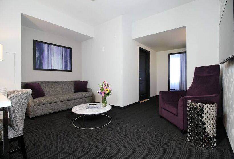 سوئیت برای معلولان, Tryp By Wyndham Savannah