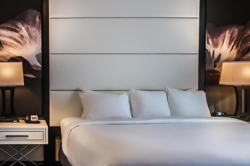 חדר סטנדרט עם מיטת קינג, Tryp By Wyndham Savannah