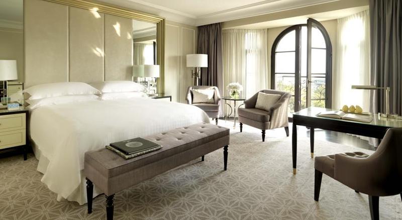 琮城市景观的豪华间, Four Seasons Hotel Baku