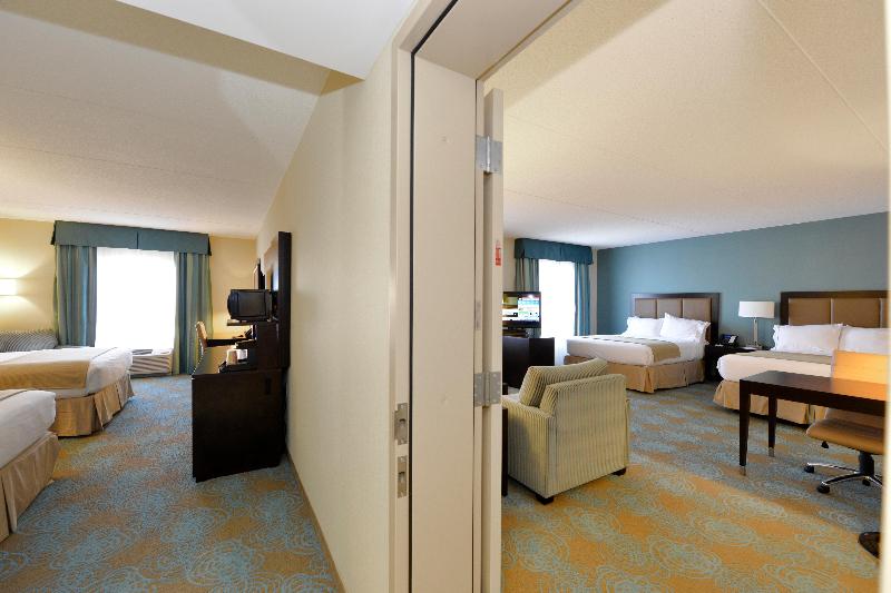 Люкс, Holiday Inn Express Hotel & Suites Waterloo   St. Jacobs Area, An Ihg