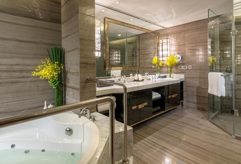 سوئیت با تخت بزرگ, Intercontinental Heilong Lake By Ihg