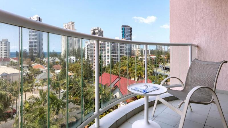 스탠다드 스튜디오 바다 전망, Oaks Gold Coast
