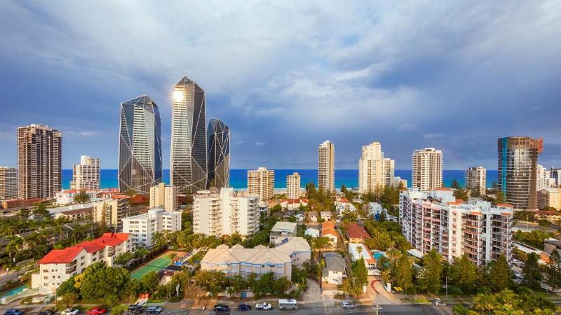 스탠다드 스튜디오 바다 전망, Oaks Gold Coast