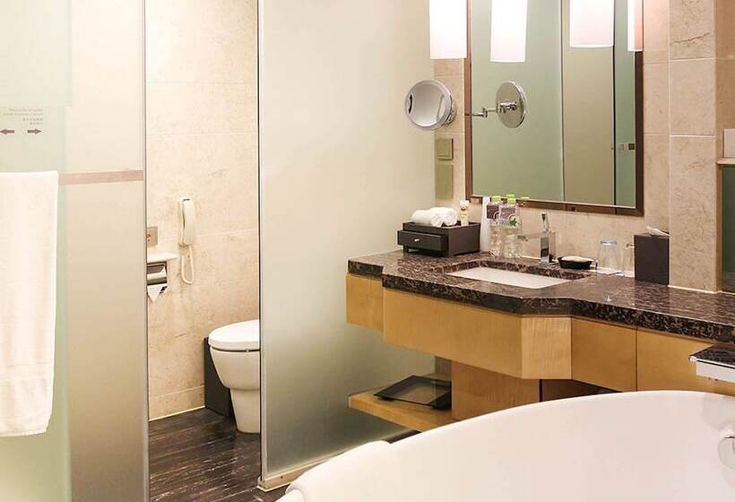Номер Superior, Pullman Linyi Lushang