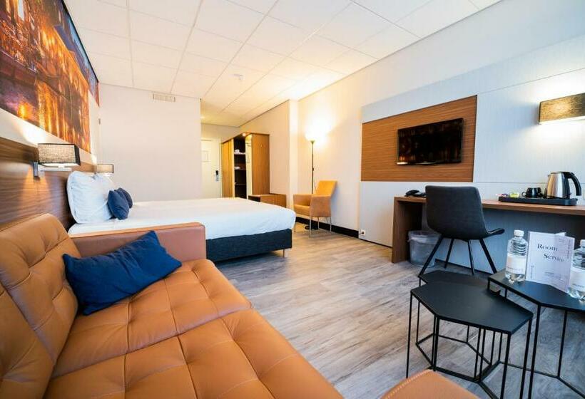 Номер Deluxe, Tulip Inn Leiden Centre