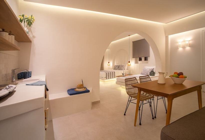 استودیوی استاندارد, Margarenia