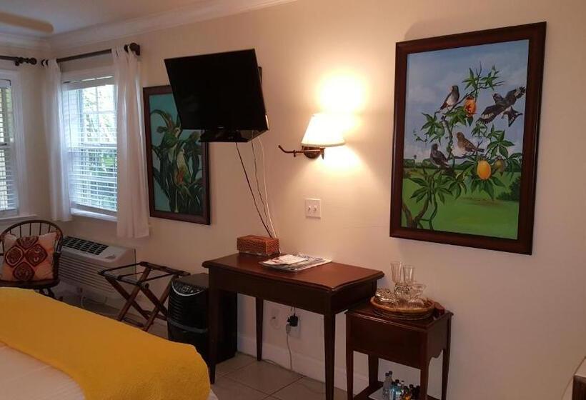 Номер Стандарт, The Caribbean Court Boutique