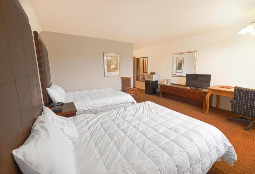 带2个双人床的标准工作室, Harlan Inn And Suites