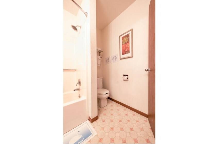 Номер Стандарт 2 Двуспальные Кровати, Harlan Inn And Suites