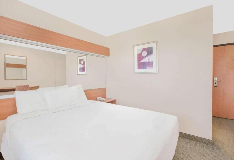 Номер Стандарт Адаптированный для Инвалидов, Microtel Inn & Suites By Wyndham Colfax