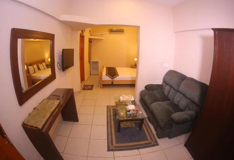 اتاق استاندارد, Royal Inn