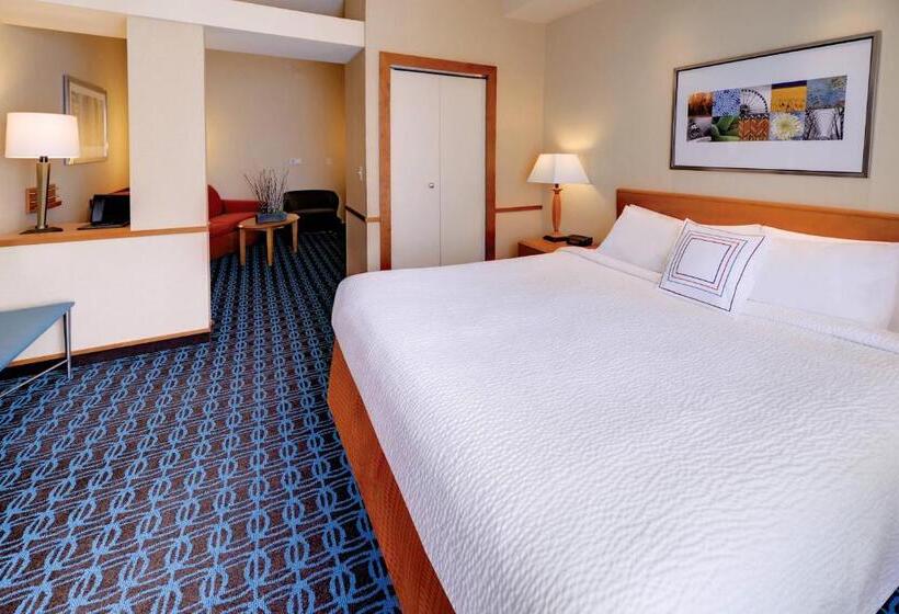 스탠다드 룸 킹사이즈 침대, Fairfield Inn & Suites By Marriott Wausau