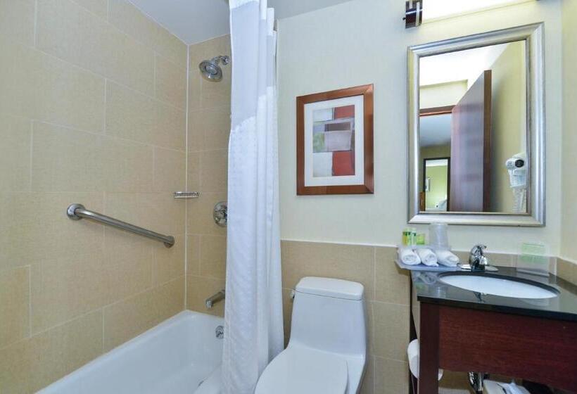 اتاق سوپریور, Holiday Inn Express Manhattan Midtown West, An Ihg