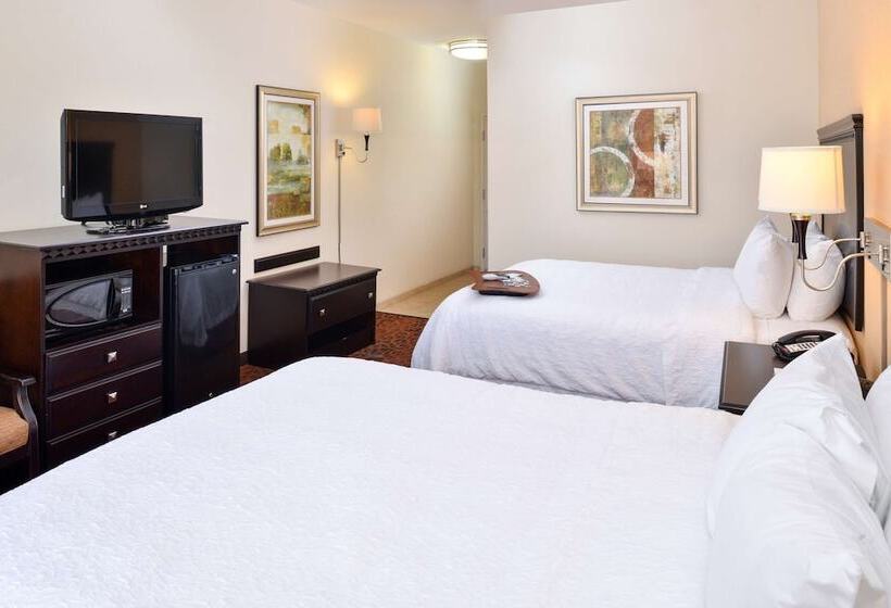 Номер Стандарт, Hampton Inn Pecos