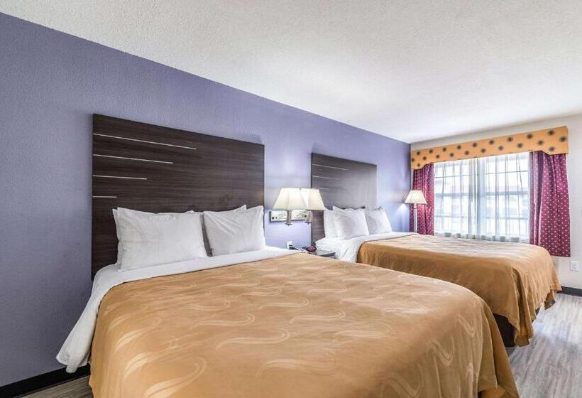 Номер Стандарт, Quality Inn & Suites Canton