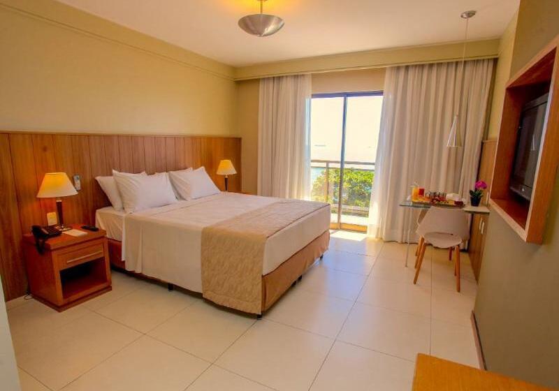 Номер Superior, The Athenaeum Hotel & Residences