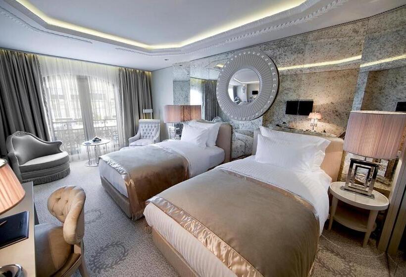 Deluxe Room City View, Wyndham Grand Istanbul Kalamış Marina