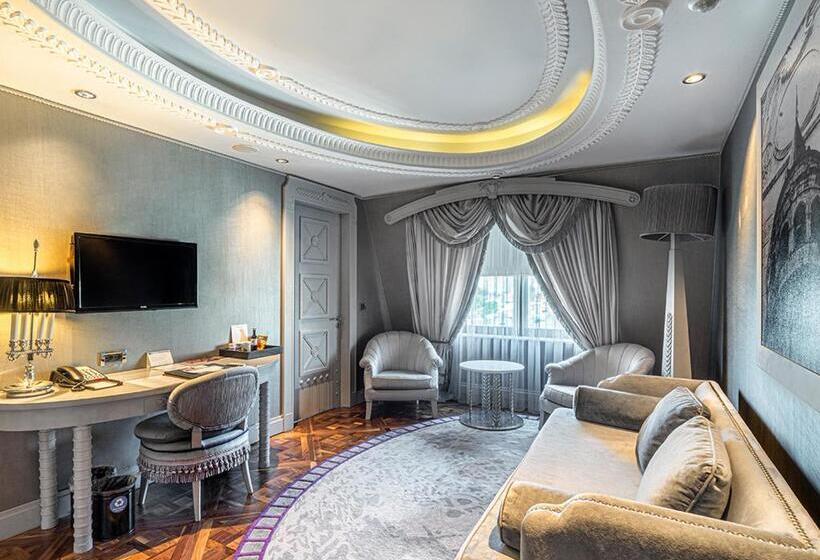 Executive Suite Sea View, Wyndham Grand Istanbul Kalamış Marina