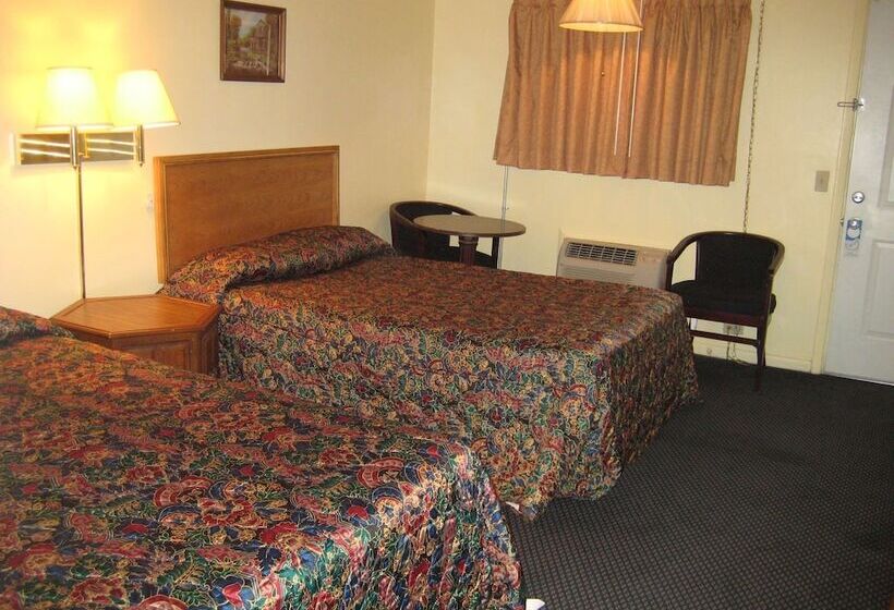 Номер Стандарт 2 Двуспальные Кровати, Guest House Motel Chanute