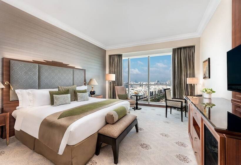 Номер Deluxe, Dusit Thani Abu Dhabi