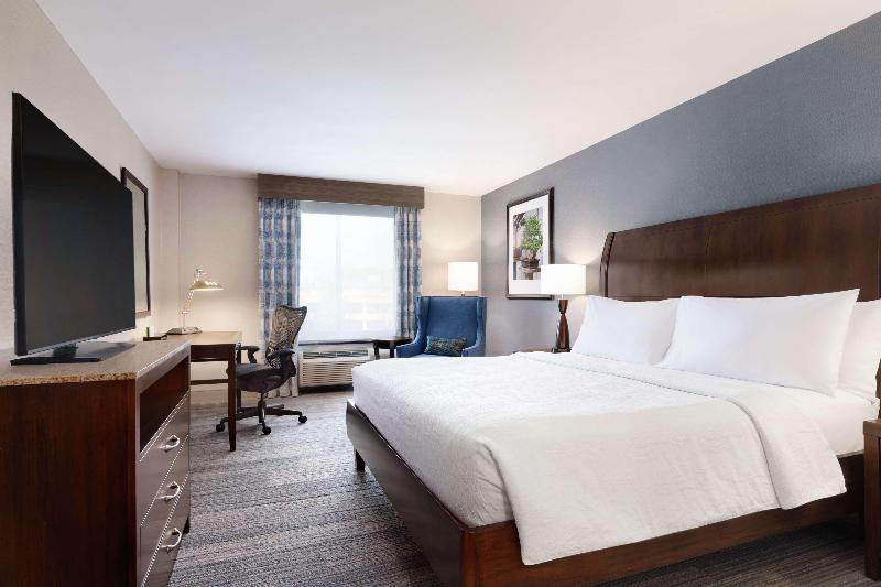 Стандартный Номер Кровать Кинг, Hilton Garden Inn Stony Brook