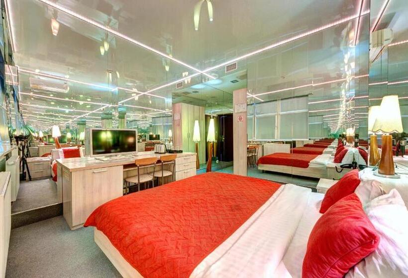 سوییت جونیور, Terra Nova Sport&spa