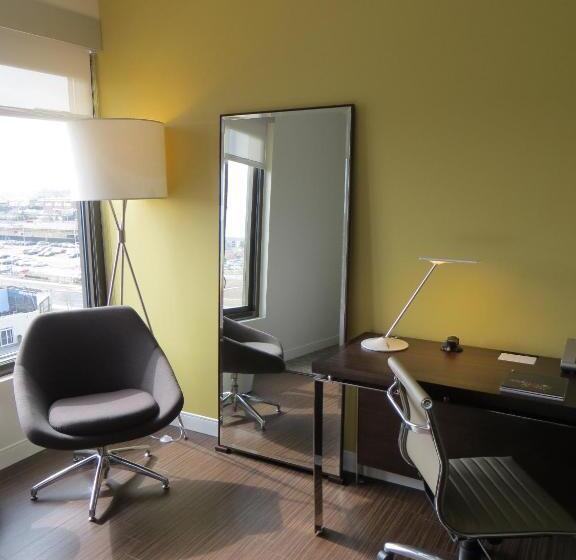 Junior Suite Aangepast voor Gehandicapten, The Alexander