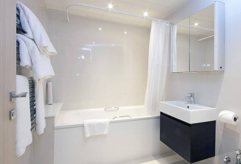 آپارتمان سوپریور 1 خوابه, Claverley Court