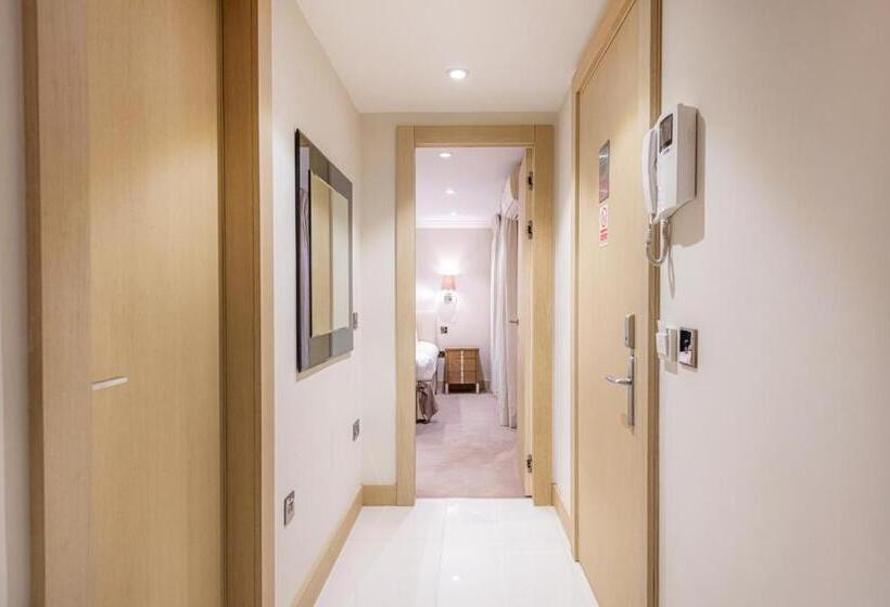 آپارتمان اجرایی 1 خوابه, Claverley Court