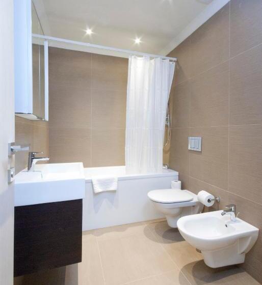 آپارتمان دلوکس 3 خوابه, Claverley Court